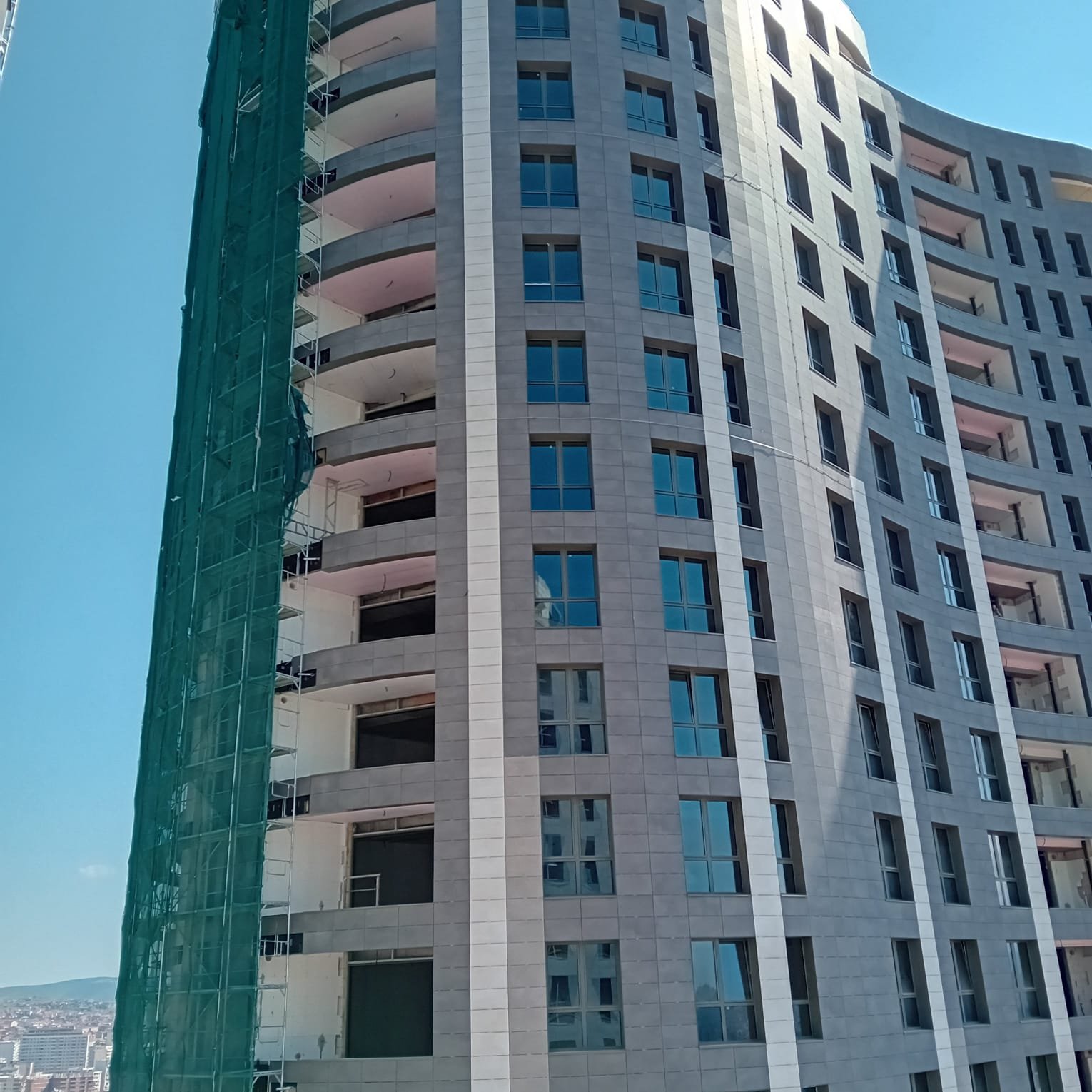 Fasada e ventiluar